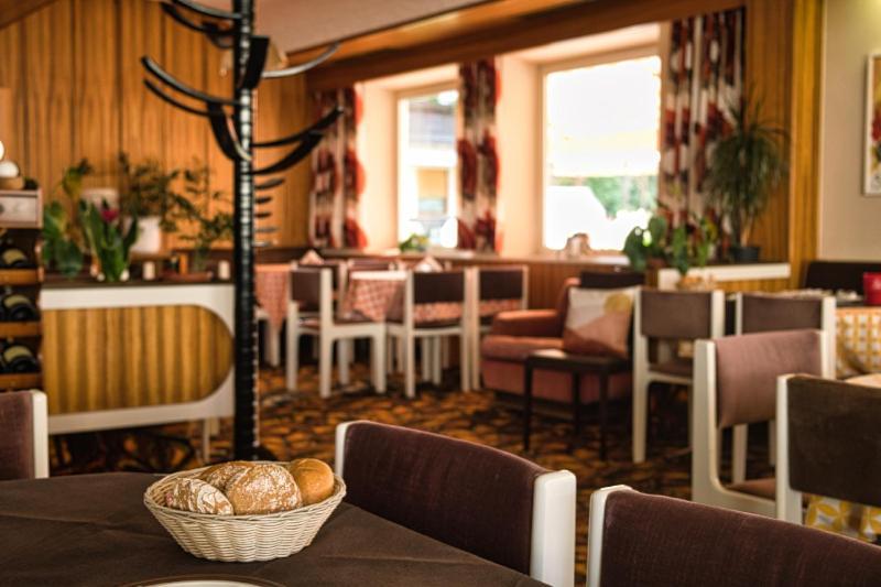 Bed and Breakfast Cafe Rudi Living Parcines Exterior foto